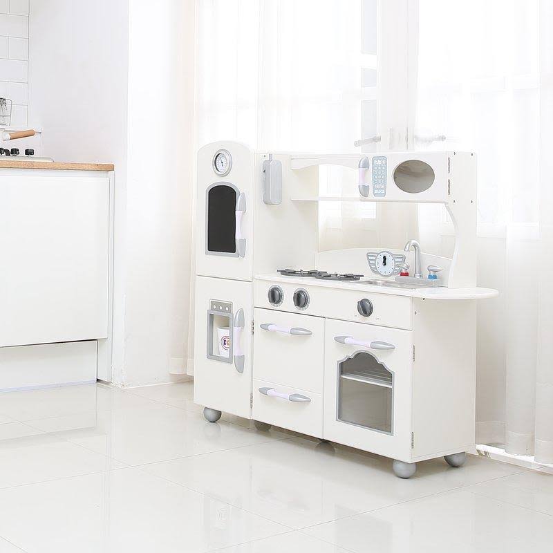 Red Play Kitchen (1 Piece) T9833