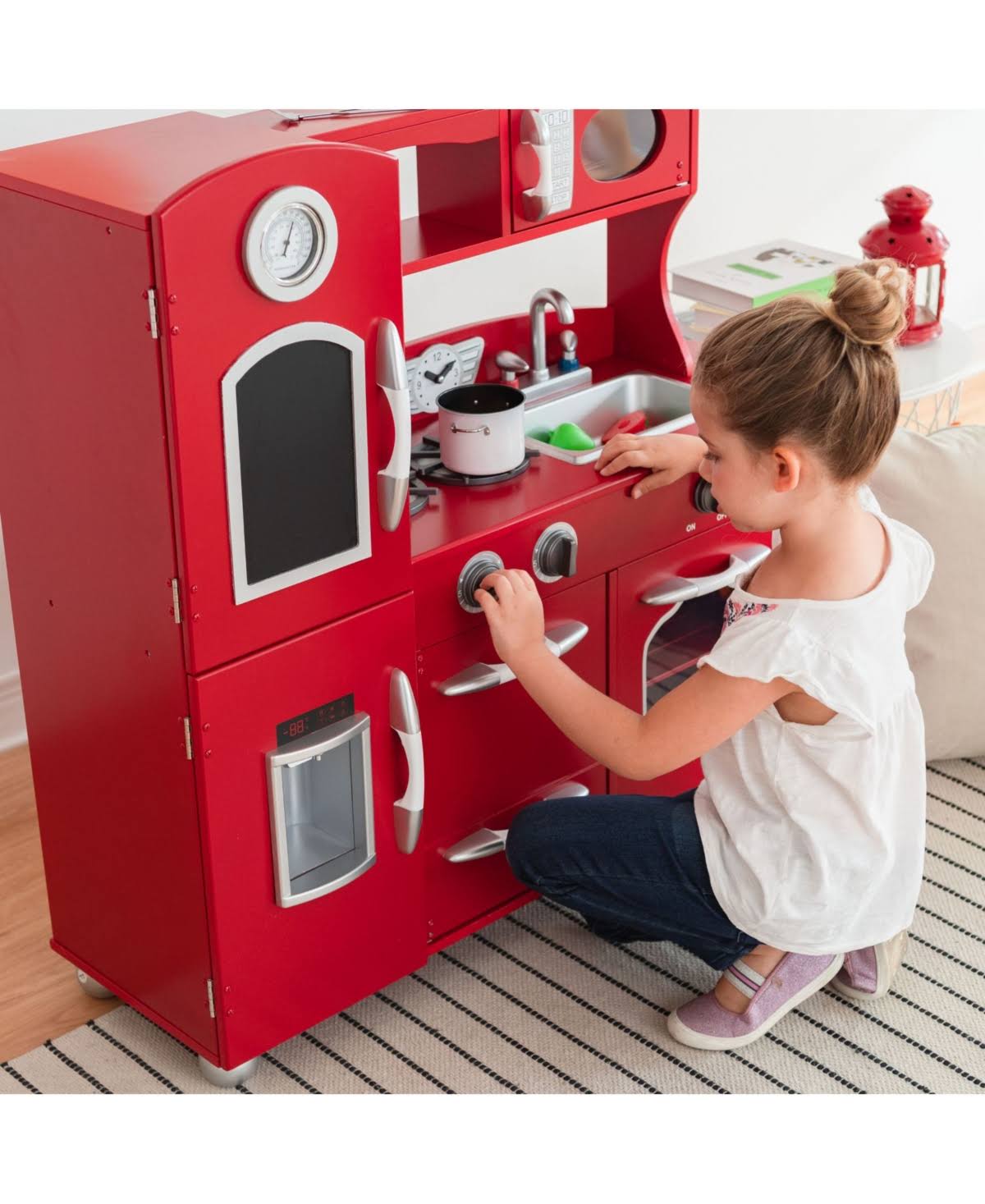 Red Play Kitchen (1 Piece) T9833