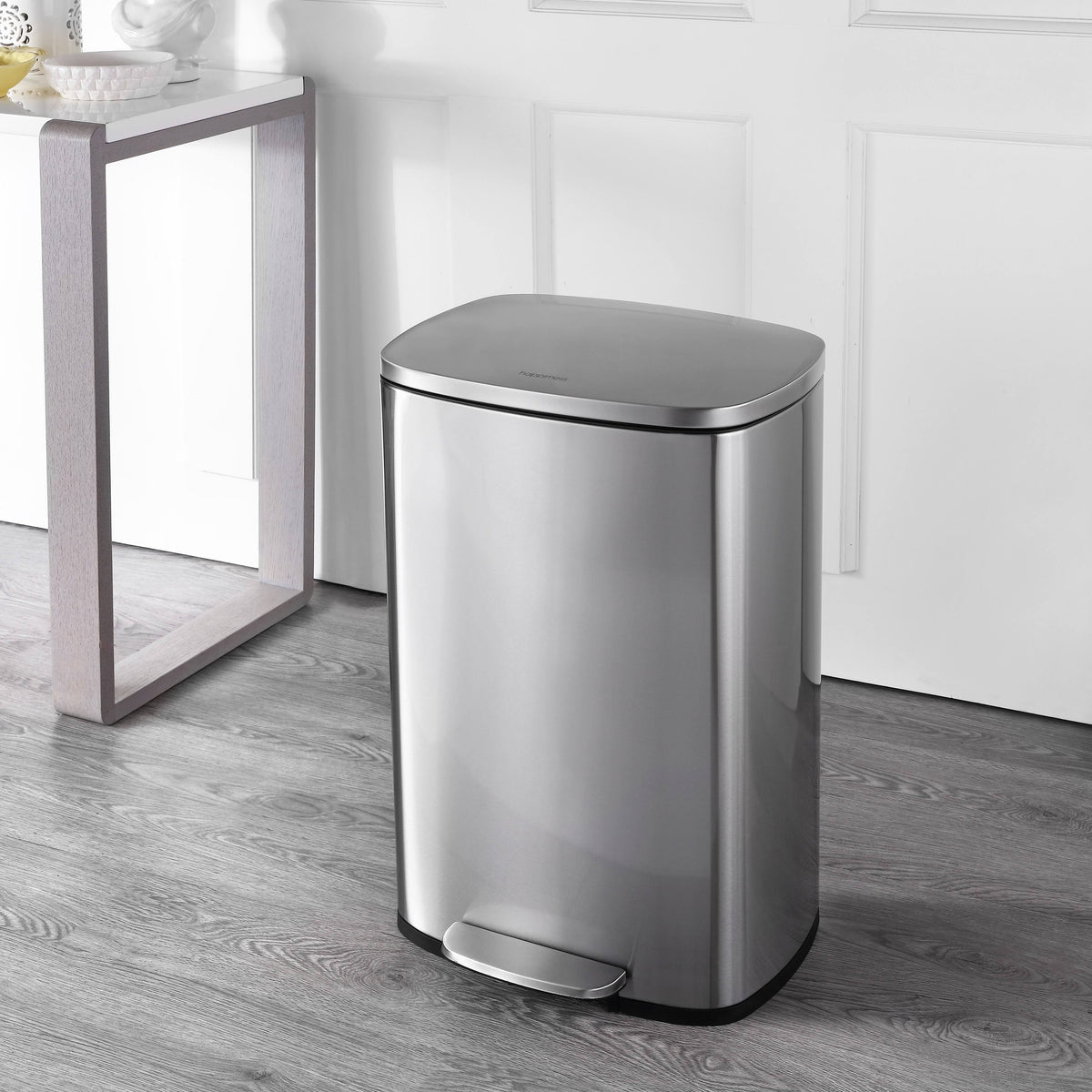 Rectangular 13-Gallon Stainless Steel Trash Can with Soft-Close Lid Z6786