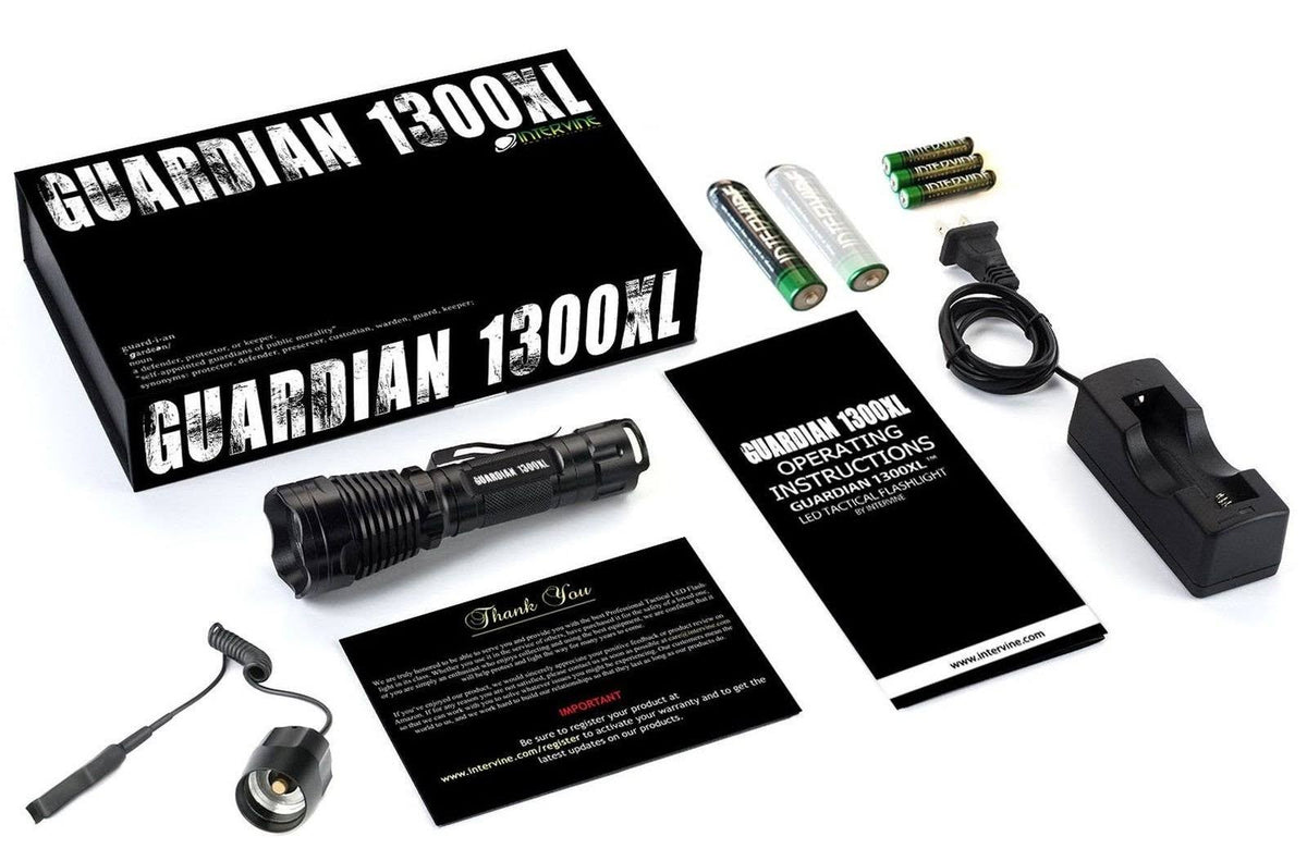 Rechargeable Tactical LED Flashlight with Remote Pressure Switch C73657