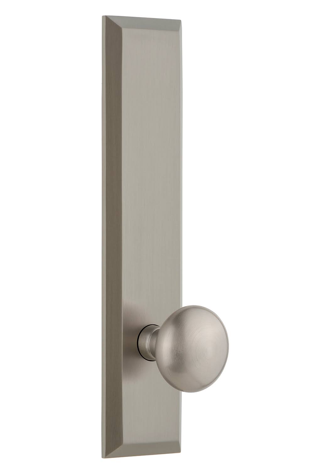 Tall Plate Privacy Knob in Satin Nickel S47638