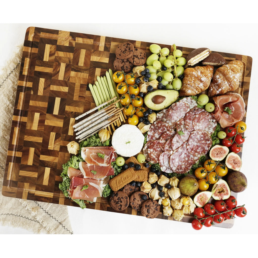 24x18x1.5 inch Acacia Wood and Oak Cutting Board L53920
