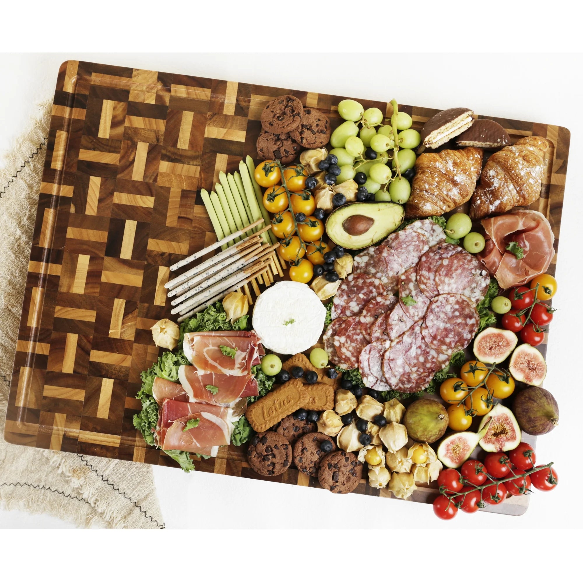 24x18x1.5 inch Acacia Wood and Oak Cutting Board L53920