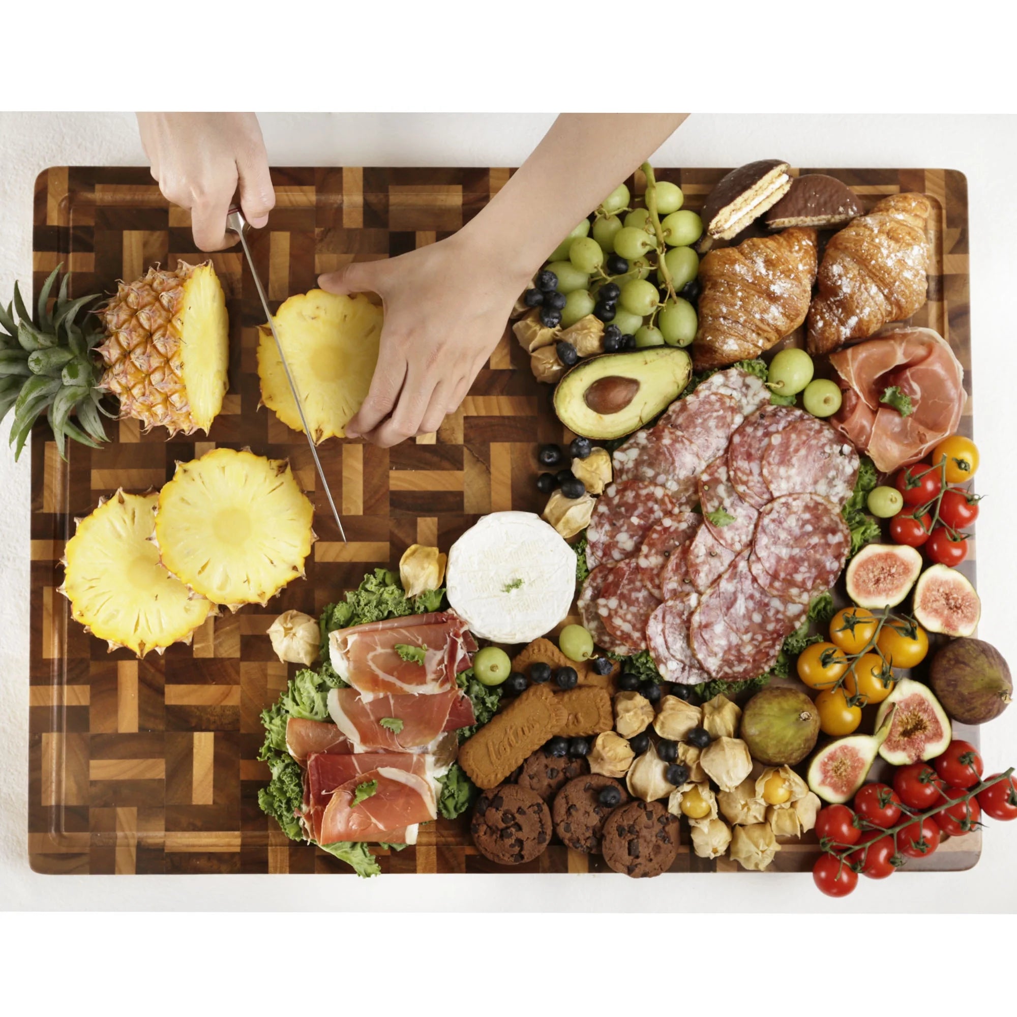 24x18x1.5 inch Acacia Wood and Oak Cutting Board L53920