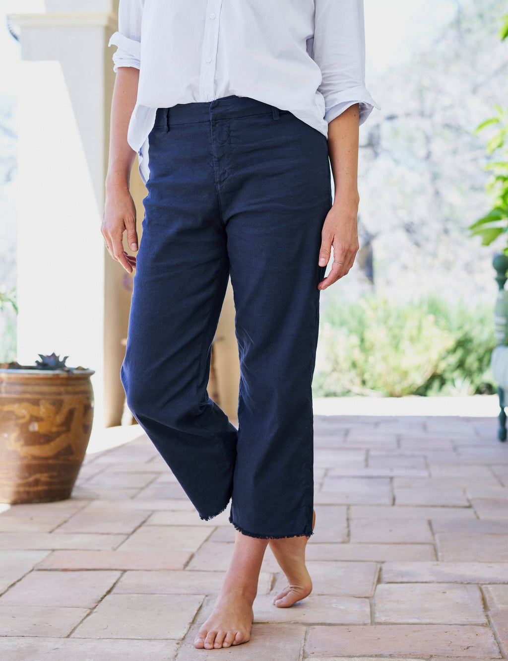 Navy Blue Italian Performance Linen 2 W87224