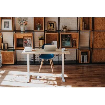 Electric Height Adjustable Standing Desk I57573